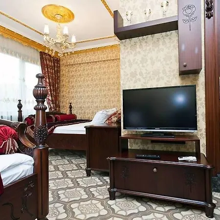 The First Ottoman Istanbul