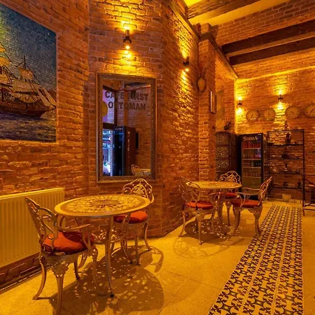 The First Ottoman Isztambul